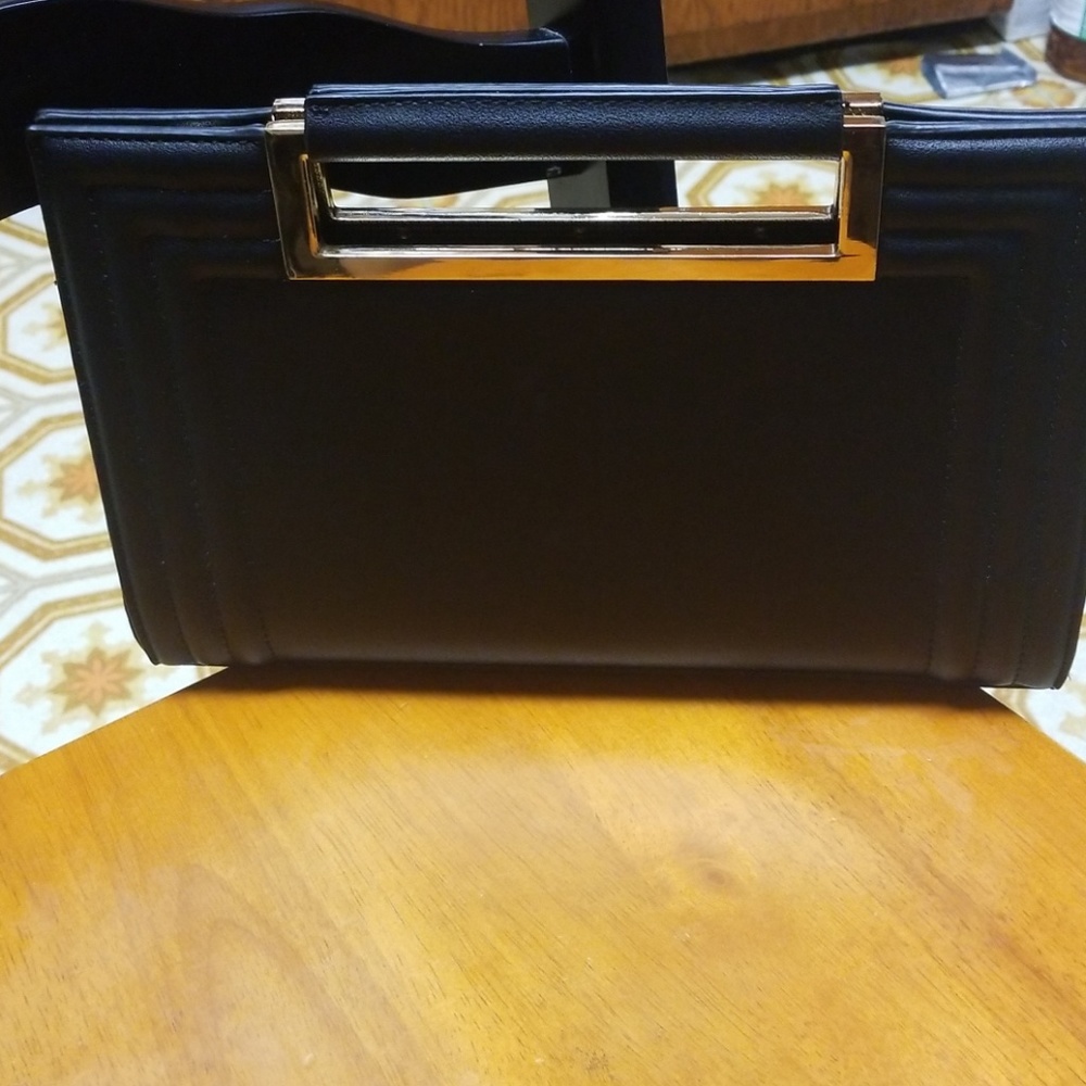 top handle clutch